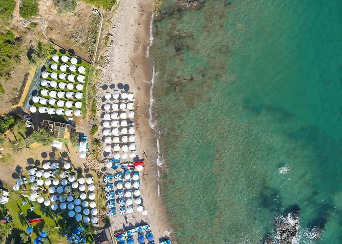 - Sporting Club 3* 切法卢