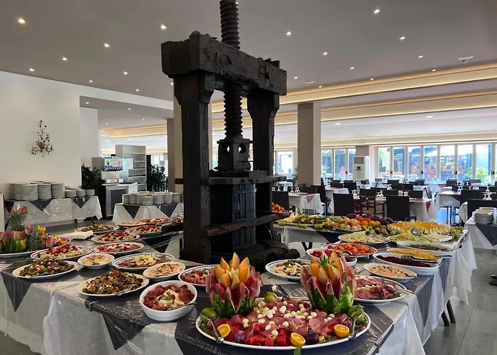 酒店 - Sporting Club 切法卢